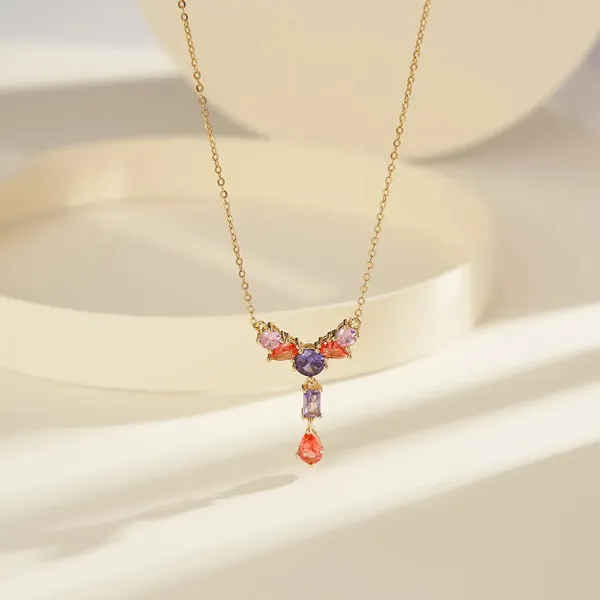 Gold_Zircon_Pendants_For_Women